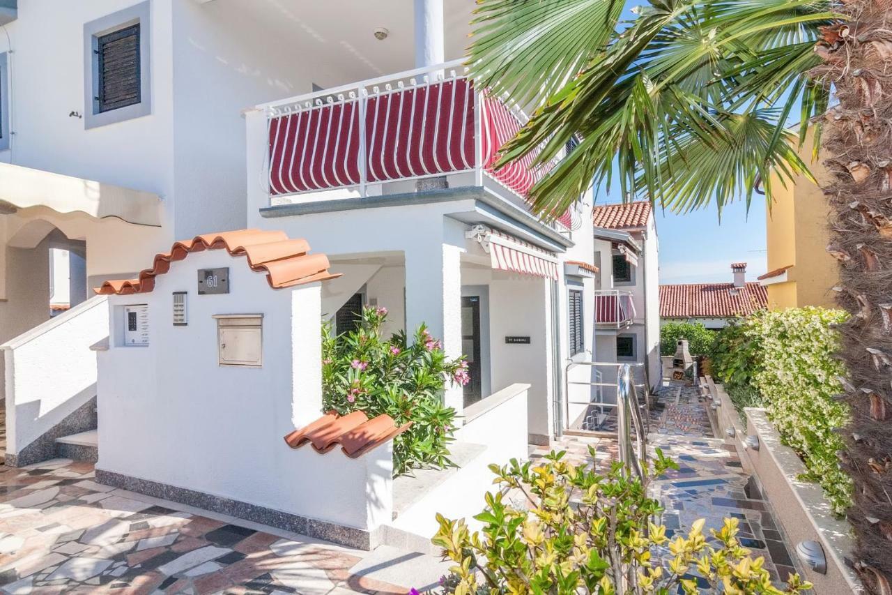 Villa California Porec Luaran gambar