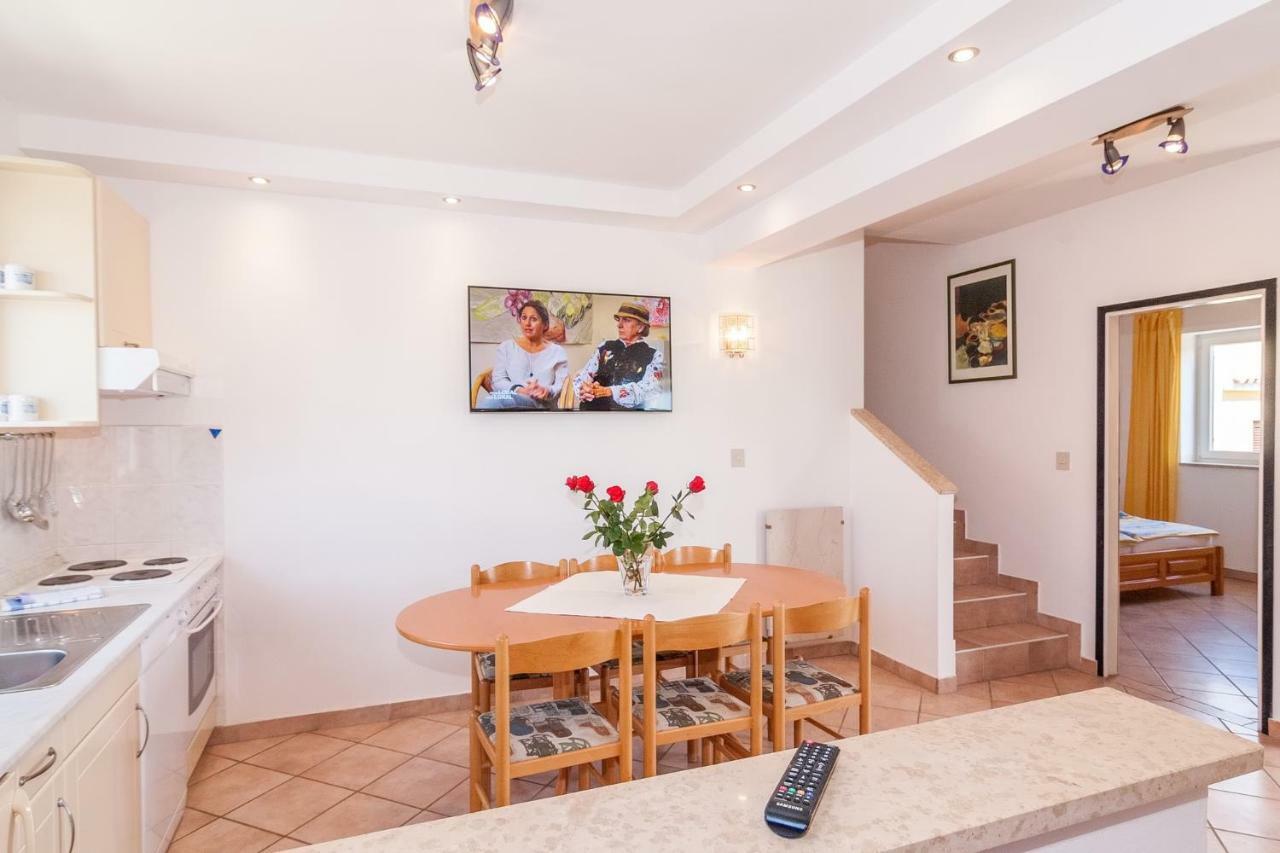 Villa California Porec Luaran gambar
