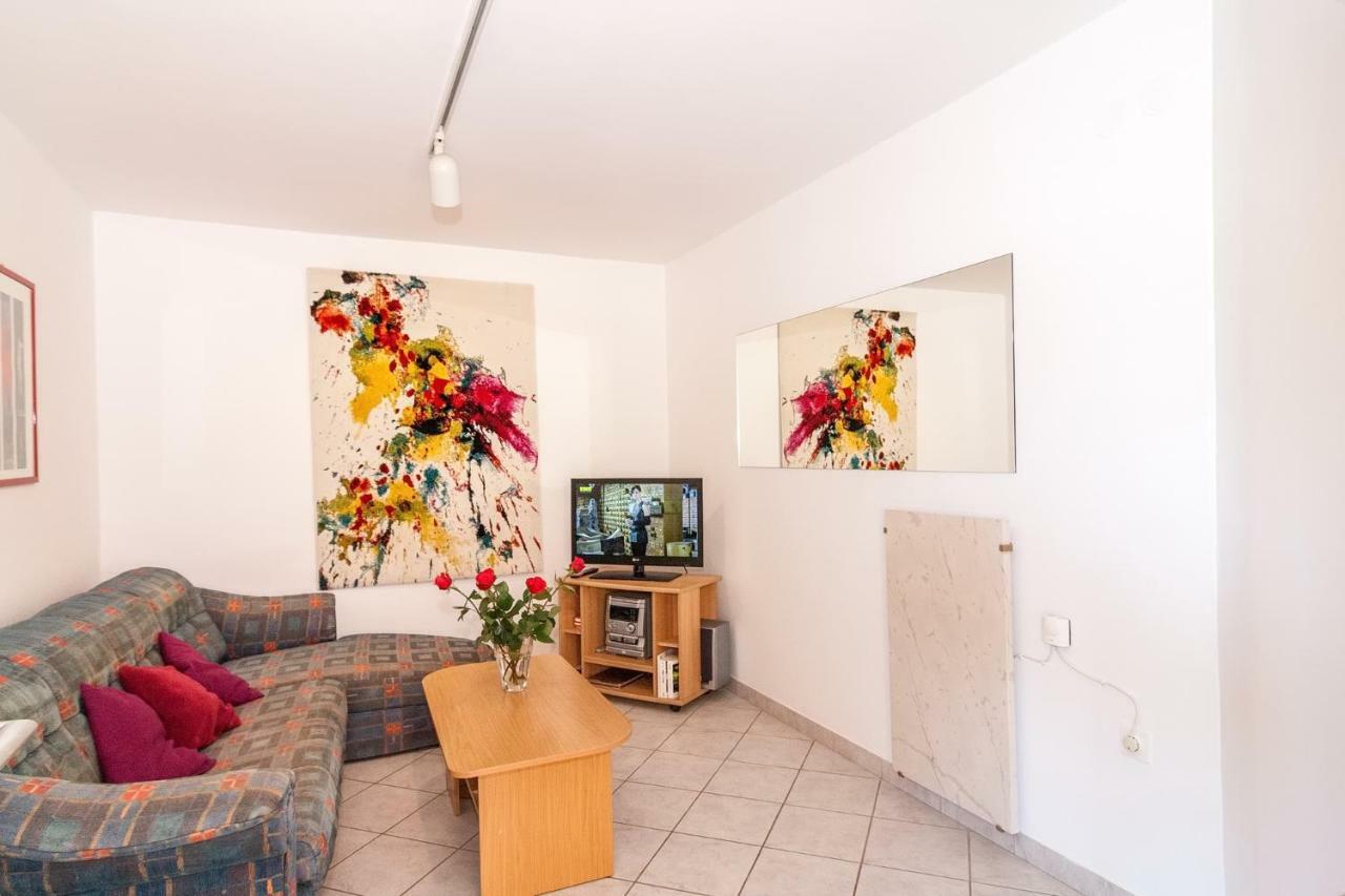 Villa California Porec Luaran gambar
