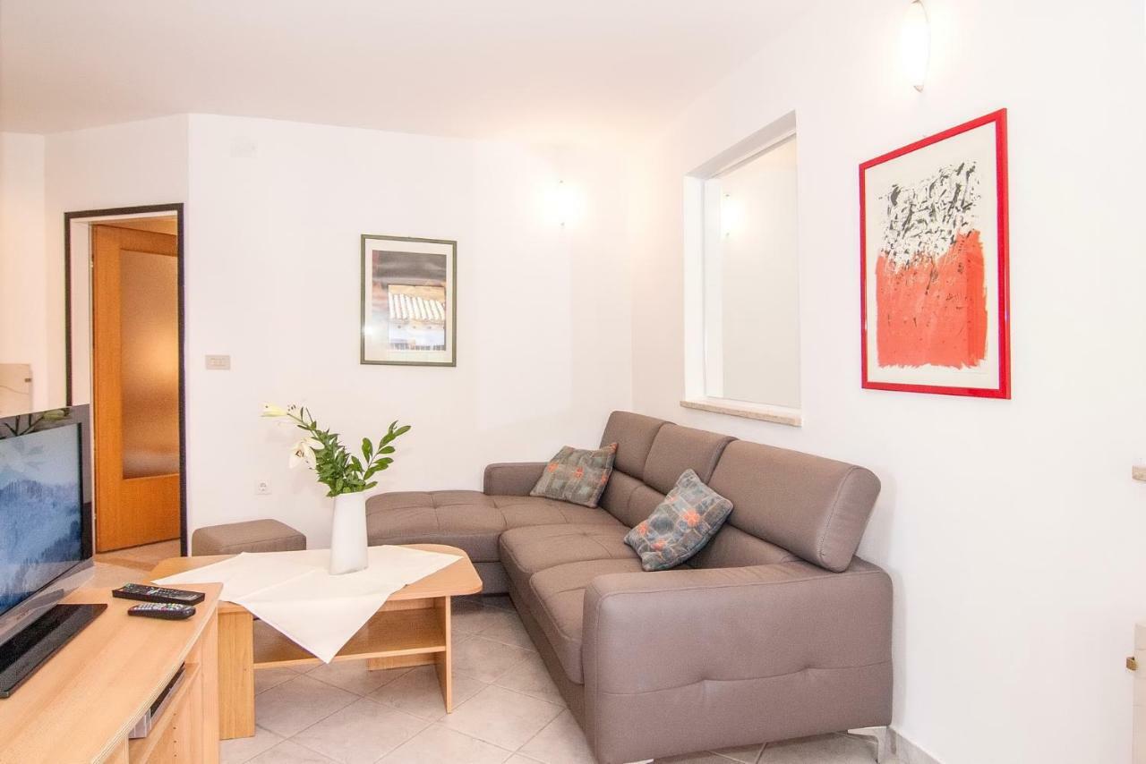Villa California Porec Luaran gambar