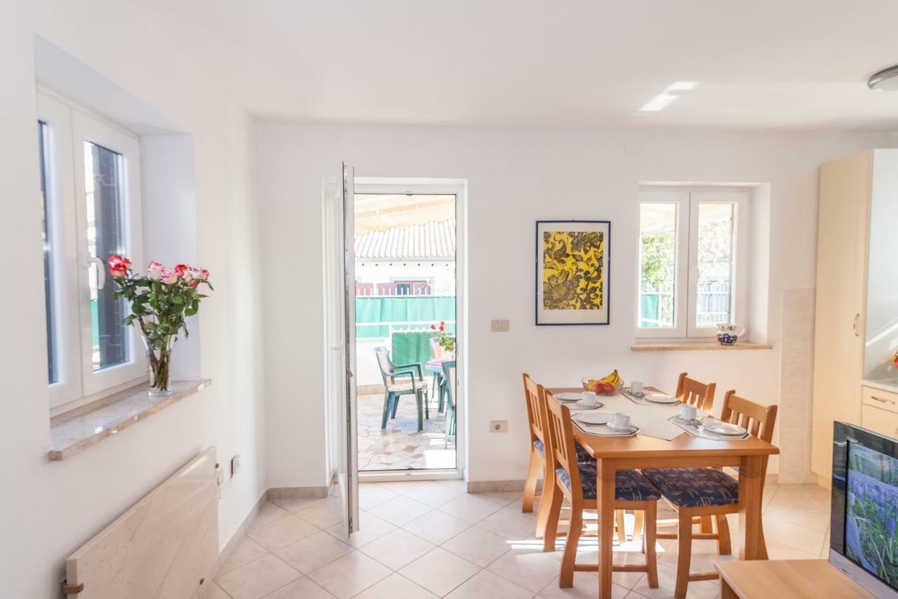 Villa California Porec Luaran gambar