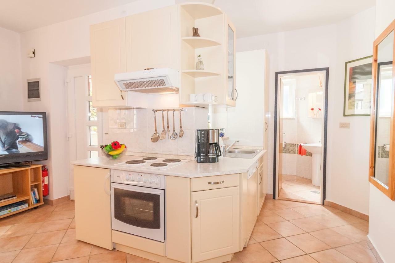 Villa California Porec Luaran gambar